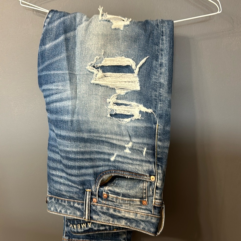 AE AirFlex + Patched Athletic Skinny Jeans - size 40